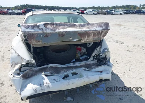 1996 Oldsmobile 88 Ls z USA, uszkodzony, nr VIN 1G3HN52K6T4851023